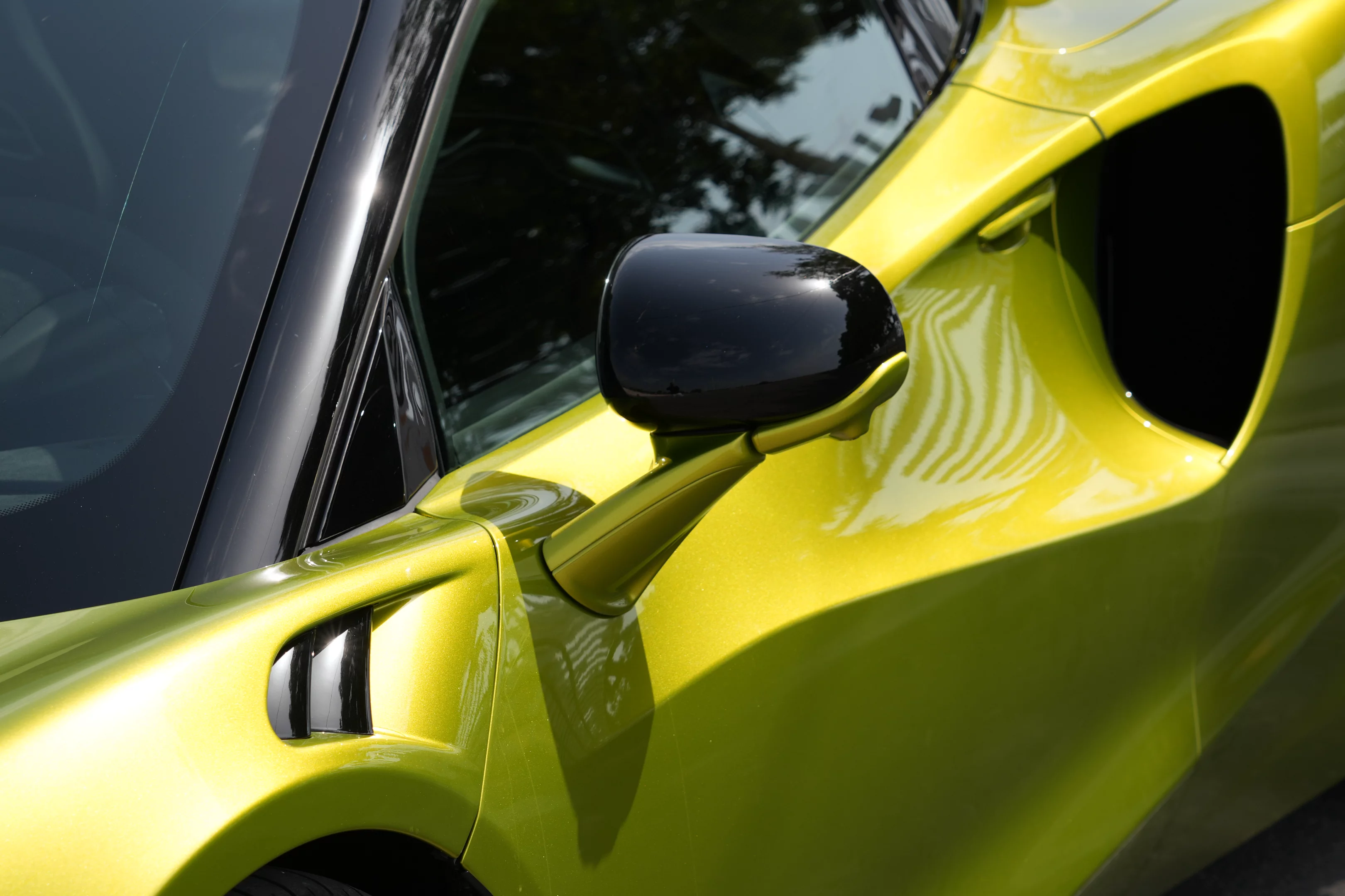 McLaren Artura Spider