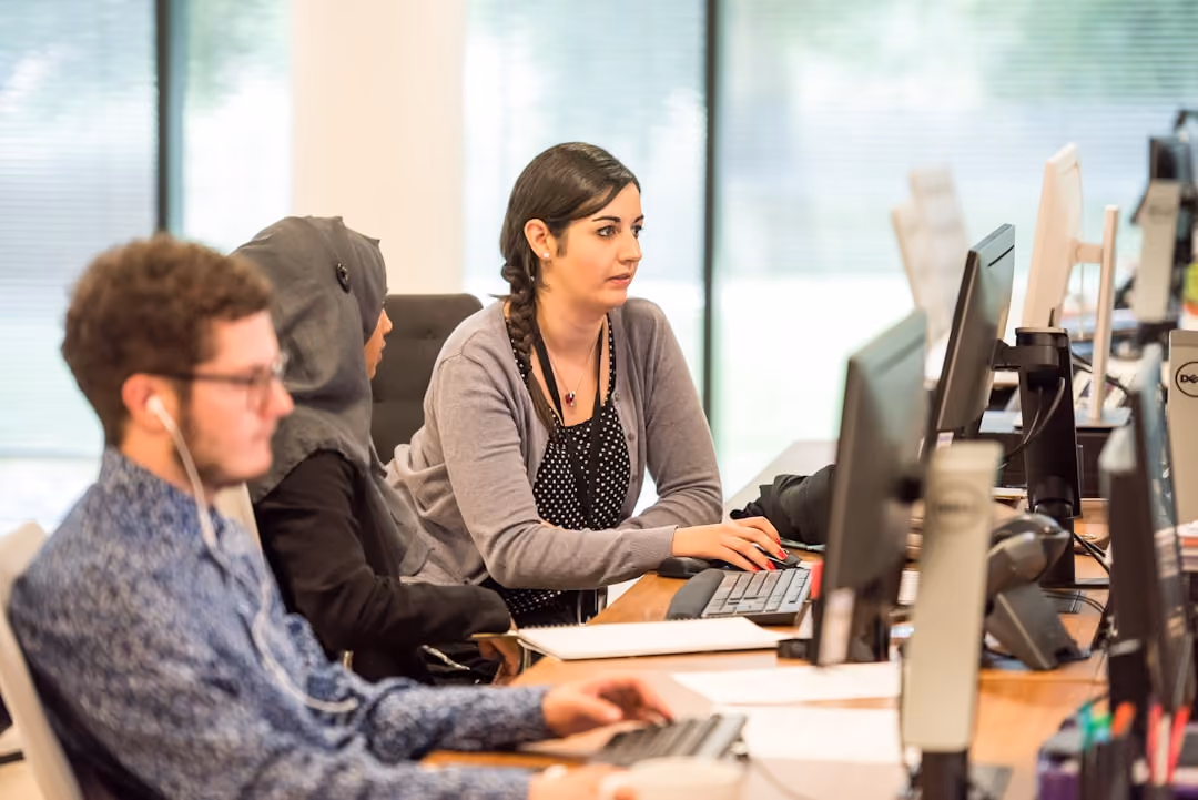 Collaboration in digital spaces drives in house vs agency technical seo decisions