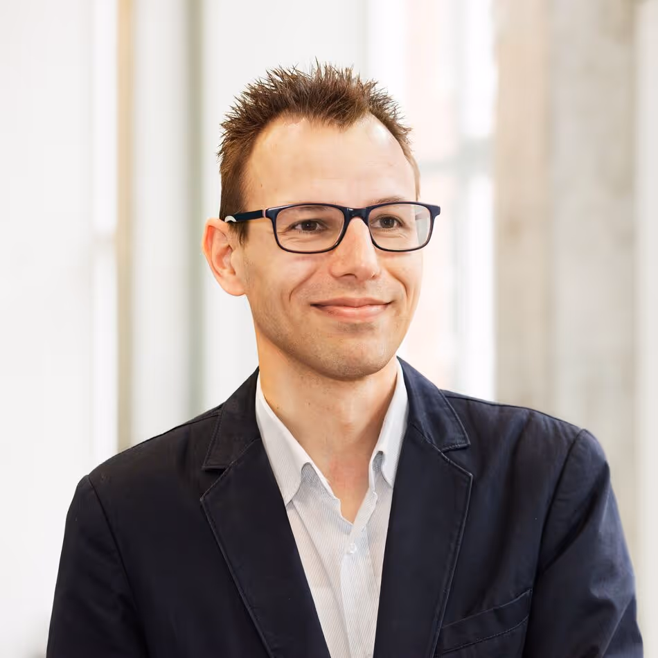 Prof. Brecht Cardoen