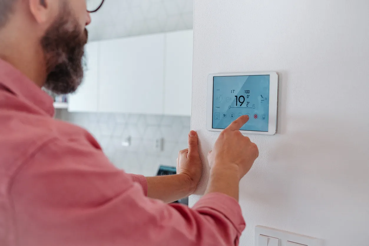 Thermostat Repair in Ankeny, IA | Midwest Comfort Heating & Cooling