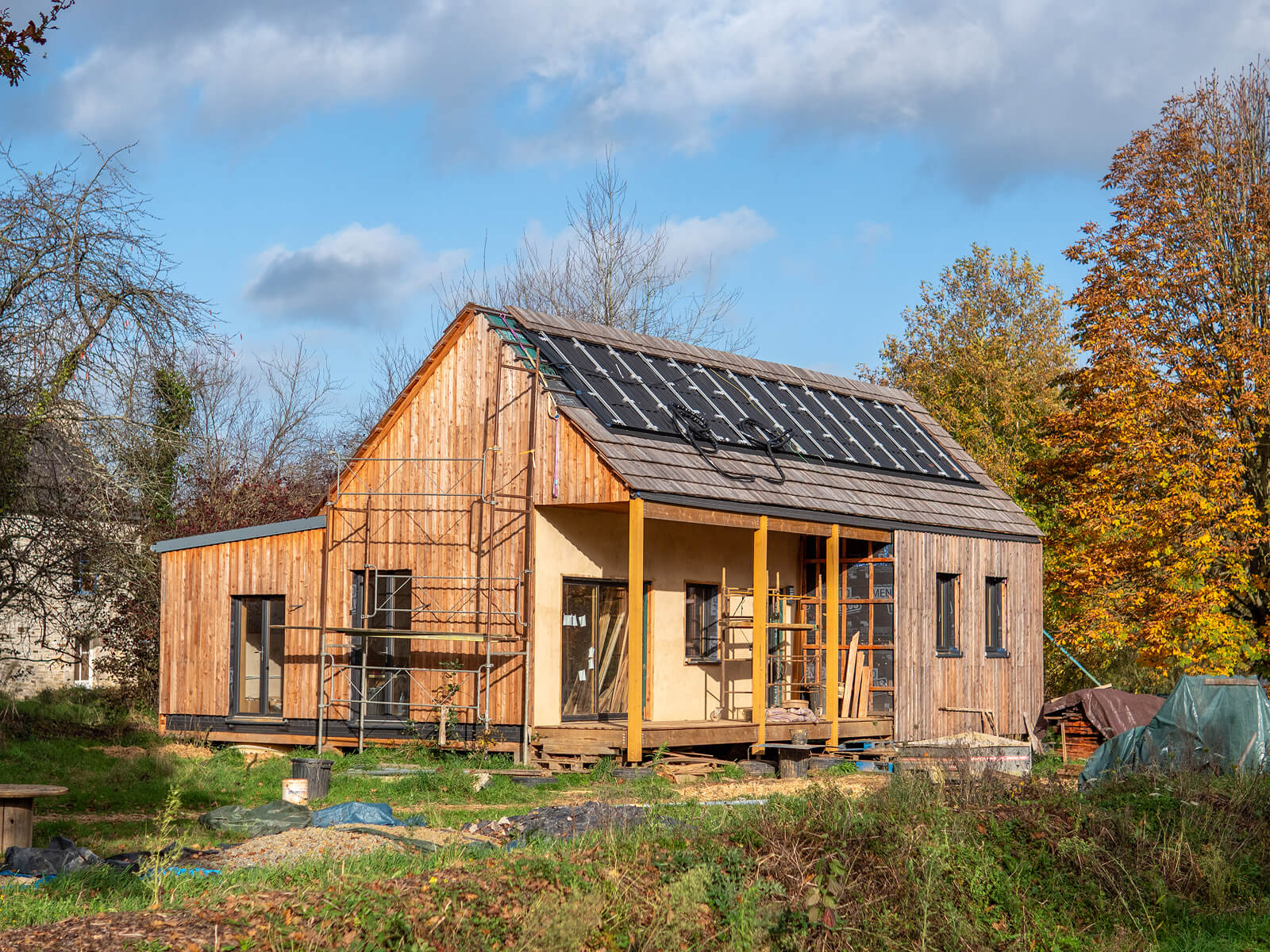 Vue extérieure des espaces communs du hameau léger du Placis