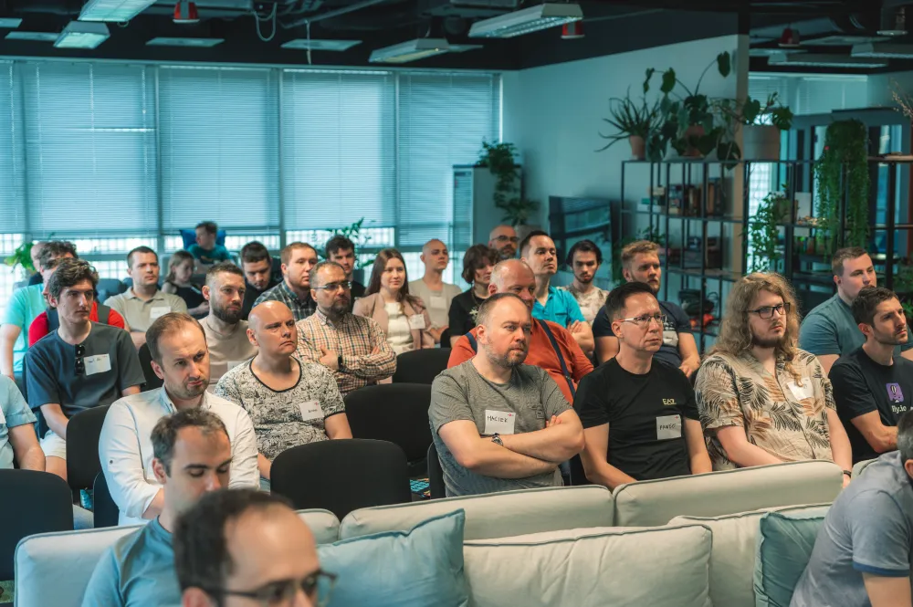 Audience seated in rows at eBPF & observability TechSpot