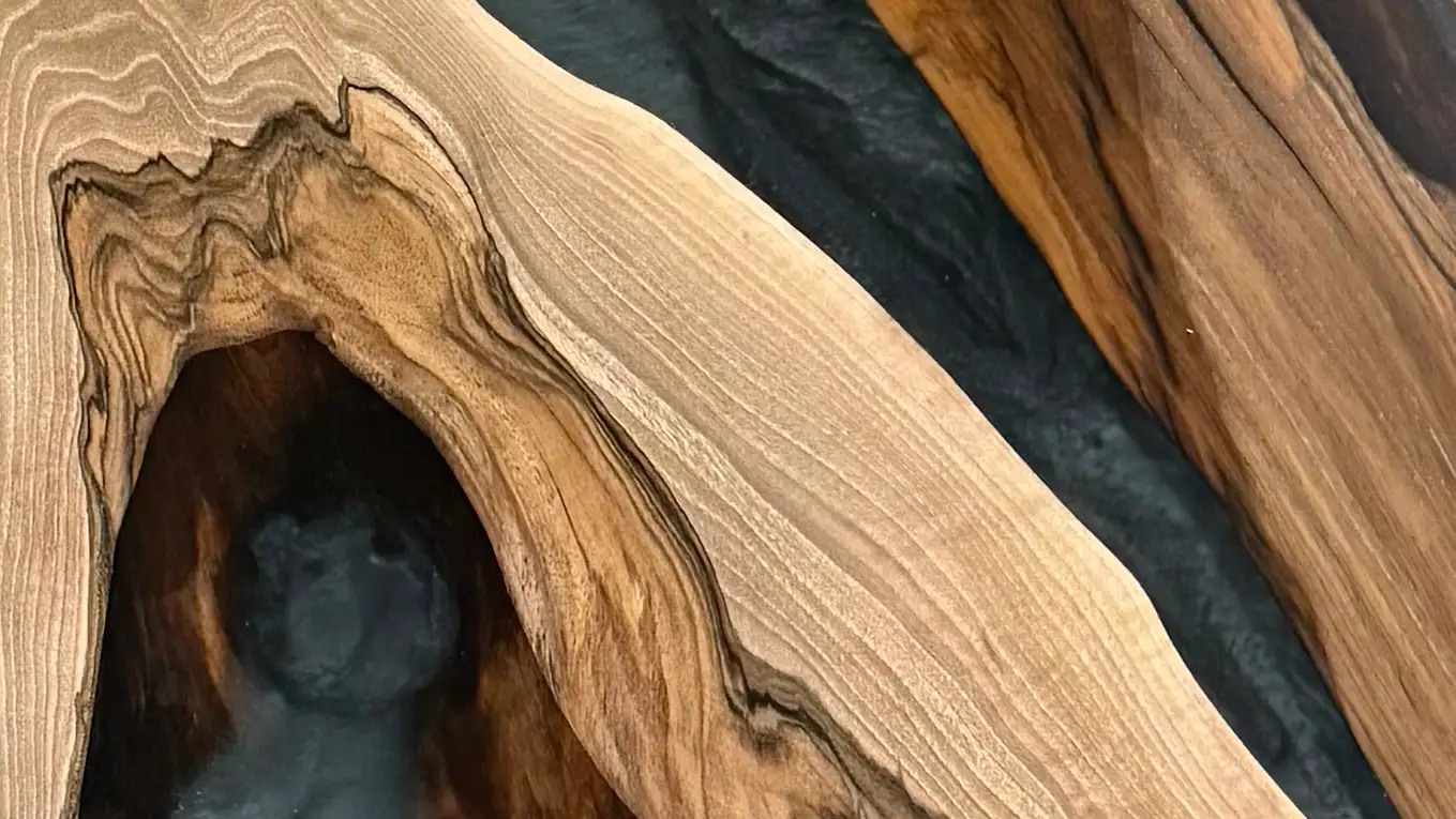 bespoke luxury wood dining-room table walnut