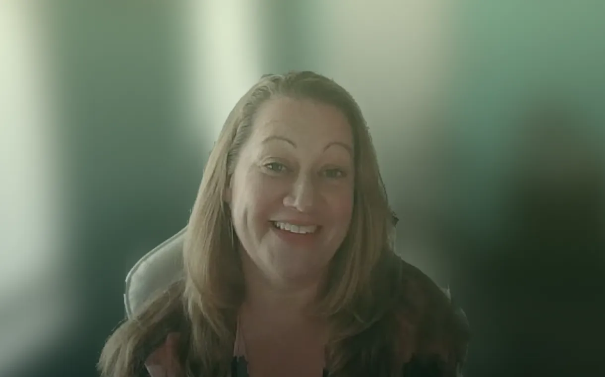 Picture of Natalie, a small business owner who uses Upfirst's AI answering service