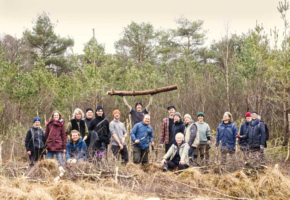 Gruppenbild vom Pfelgeeinsatz im Jeddeloher Moor.