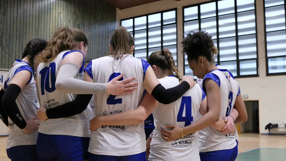 Équipe féminine du PESD – photo de groupe