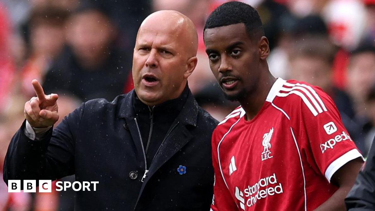BBC Sport analyses how Liverpool manager Arne Slot might set up following striker Alexander Isak being ruled out for about two months with a broken leg.