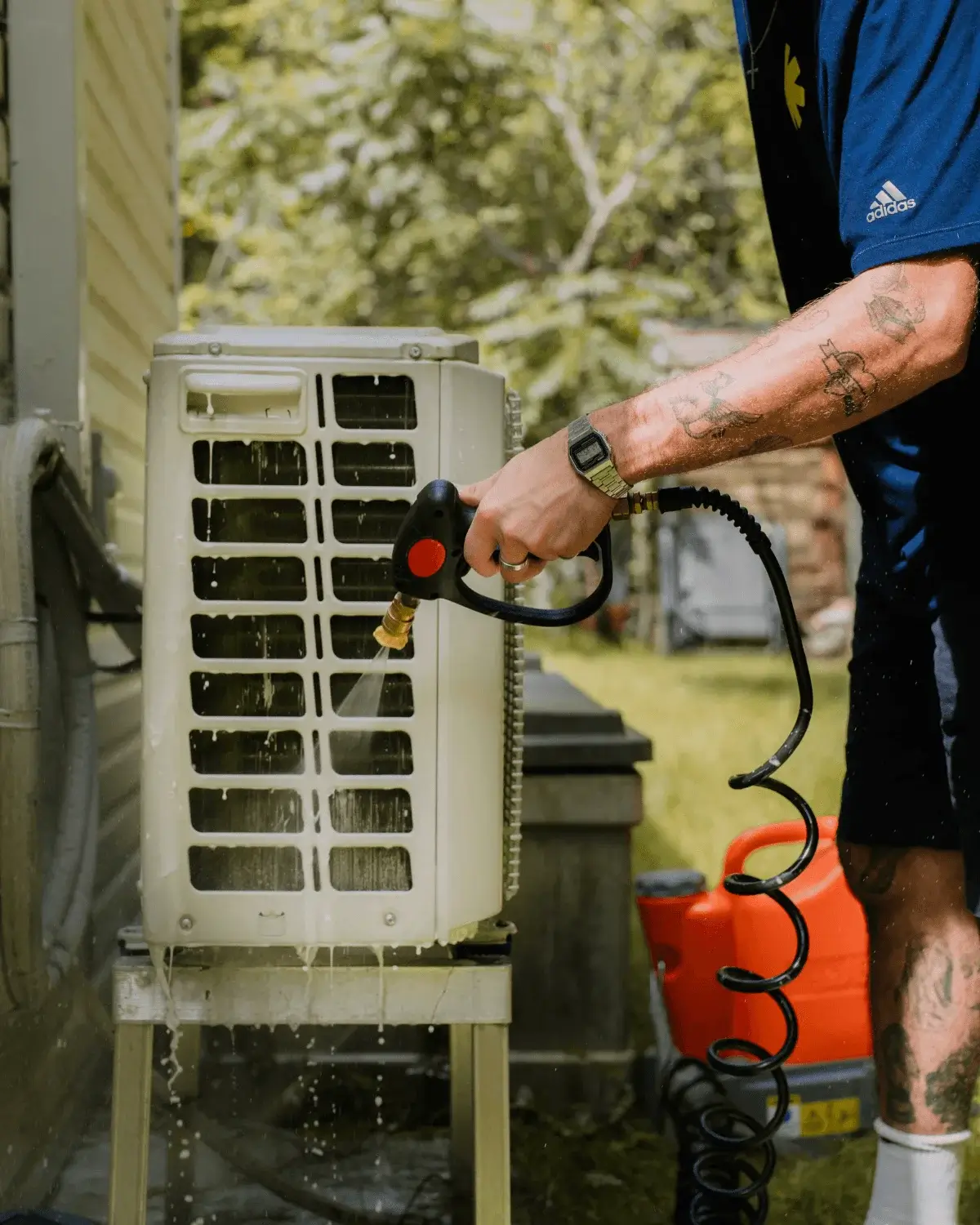 Photo d'un employé de Pureclim au travail