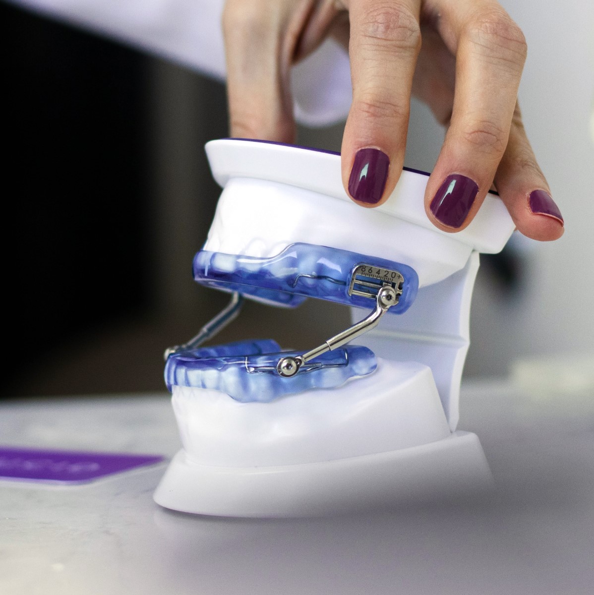 An oral appliance used for combination therapy