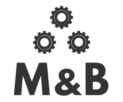 Logotipo de M&B con tres engranajes estilizados encima de las letras.
