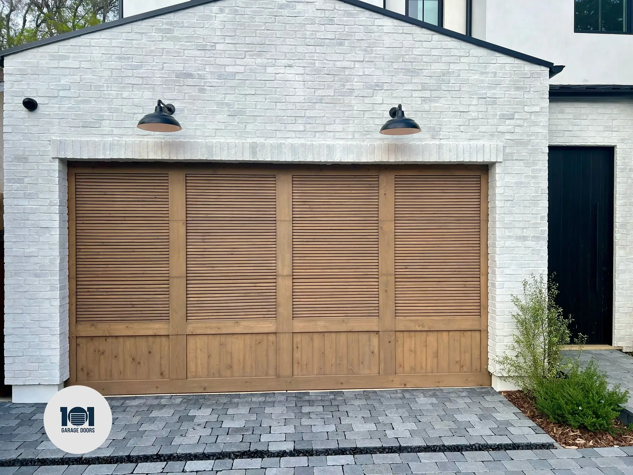 home page  101 Garage Doors (1) (1)