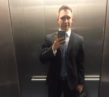 Peter Süßengut beim Start in die Finanzbranche 2012.