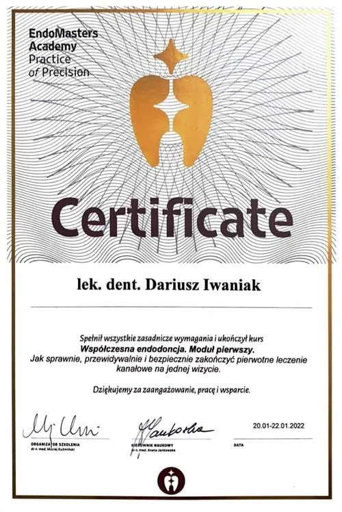 dariusz-iwaniak-certyfikat-stomatologia