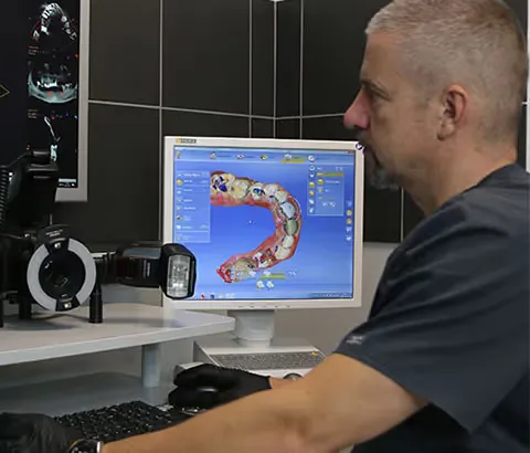 computer-navigation-dentistry-szczecin-dr-tomasz-cegielski