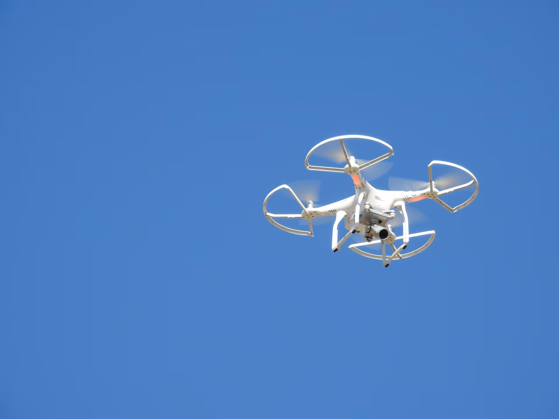 dron|drony 2|drony 1