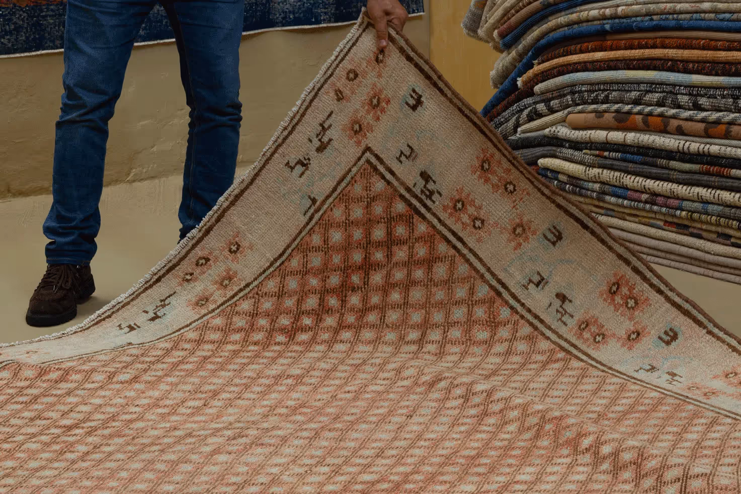 Vintage & Antique Rugs