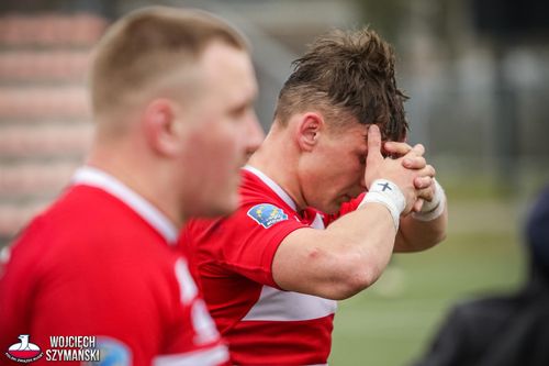 Smutek po przegranym meczu