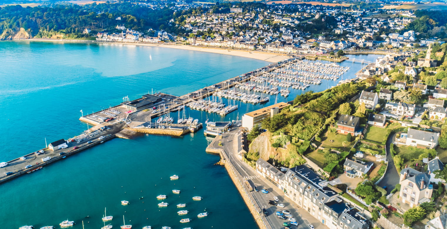 Vue aérienne du port de Binic-Étables-sur-Mer