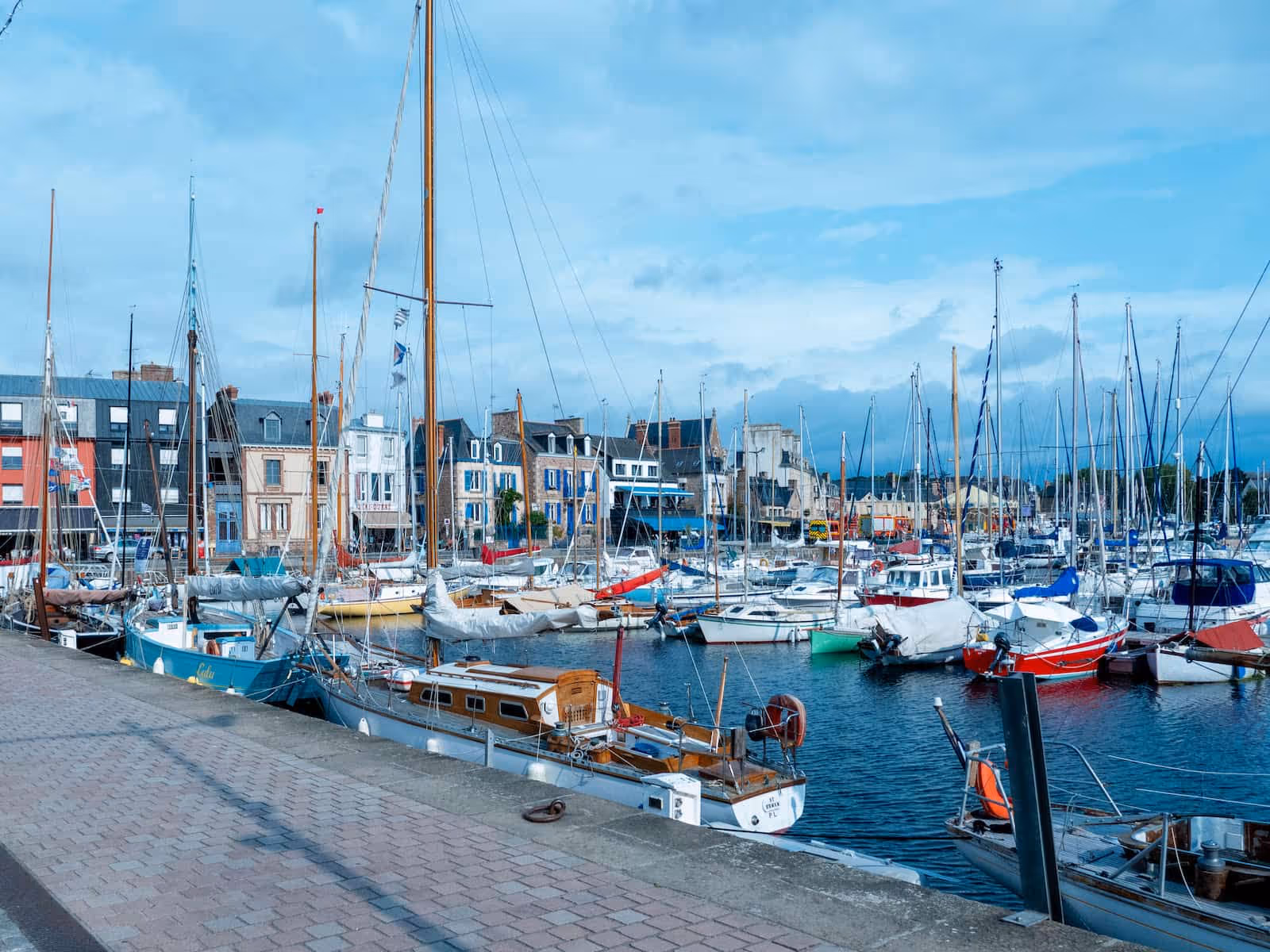Vue du port de Paimpol