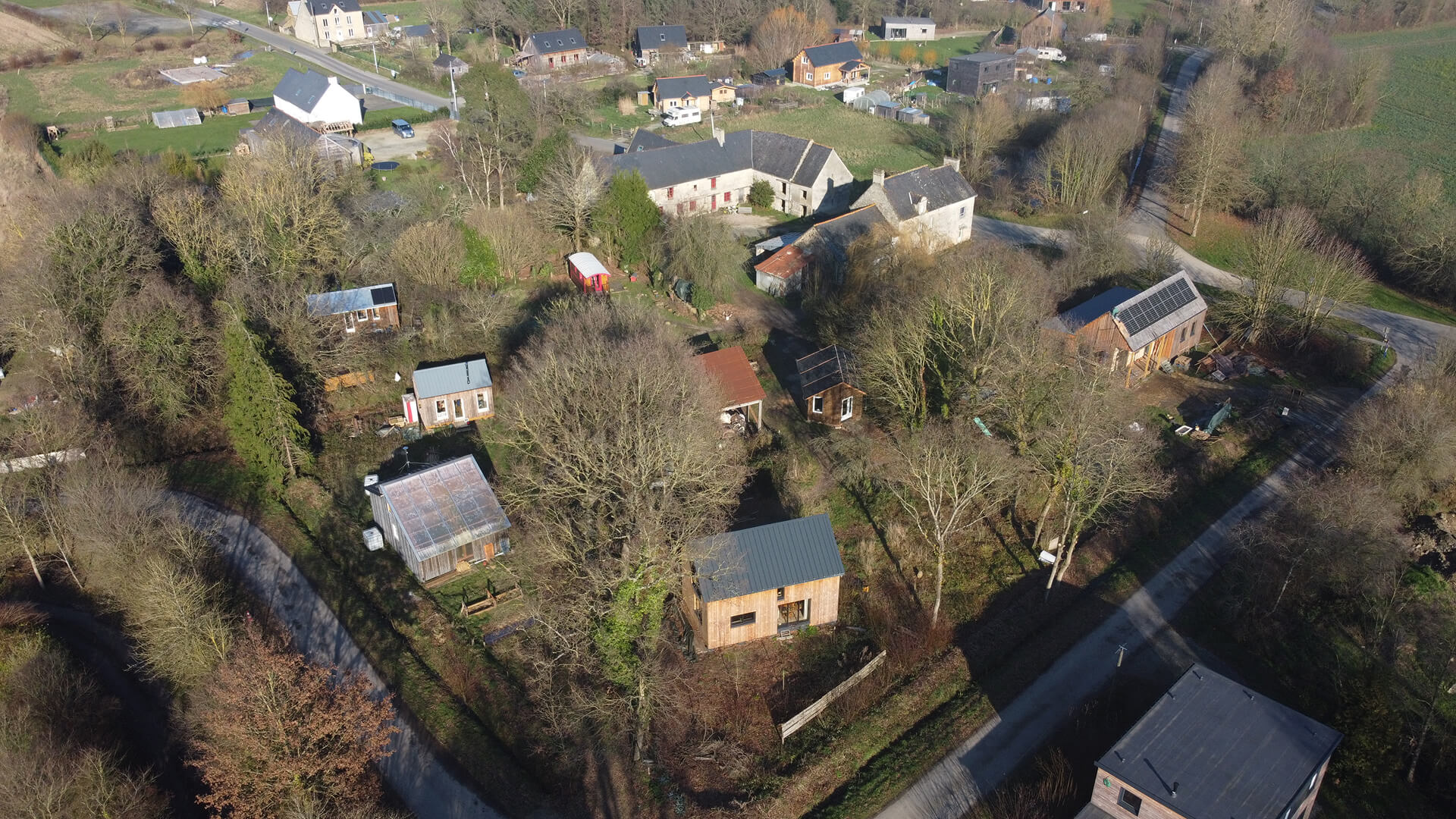 Vue aérienne d'un hameau léger