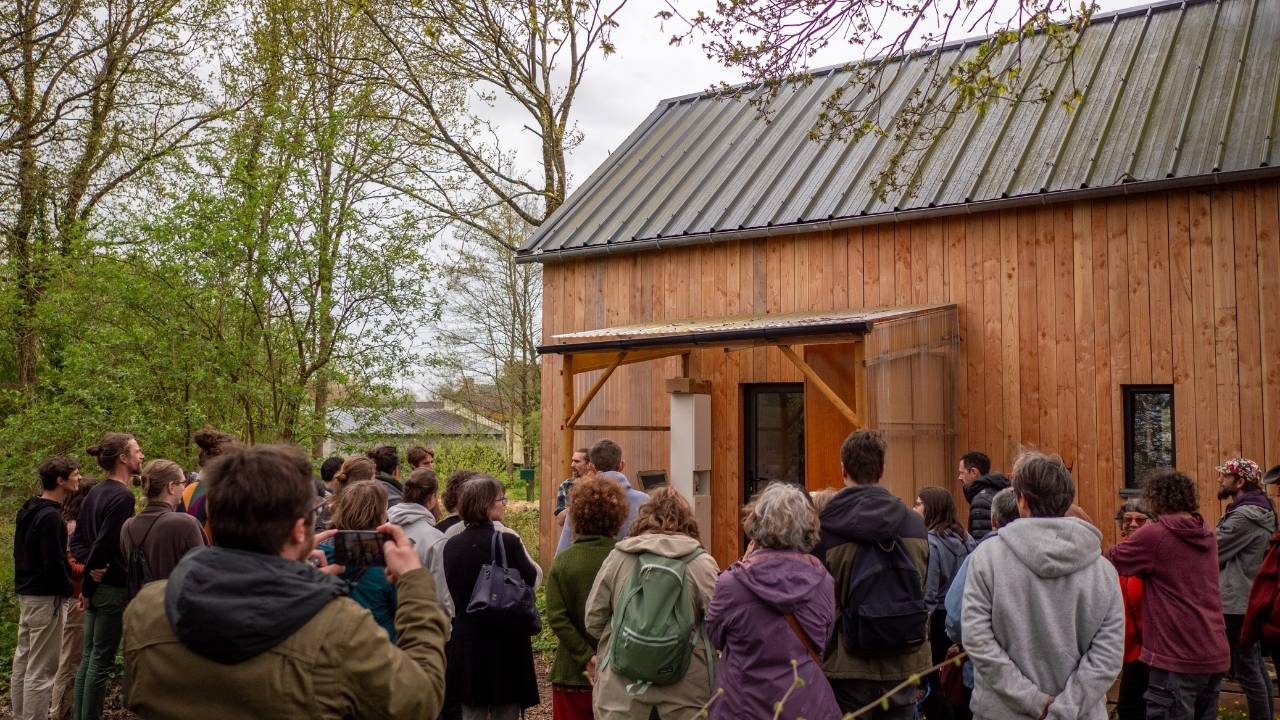 Visite organisée du hameau léger du Placis à Saint-André-des-Eaux (22)