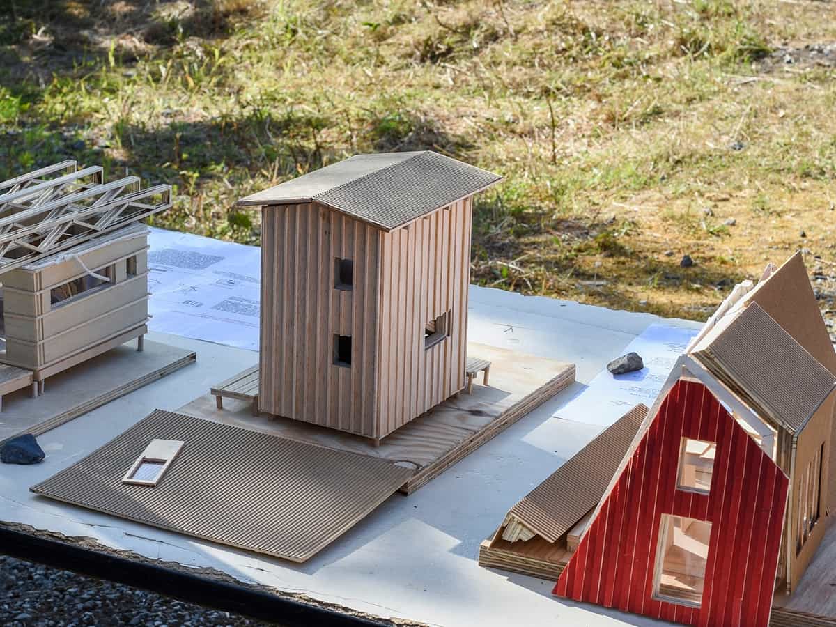 Maquettes de trois habitats réversibles