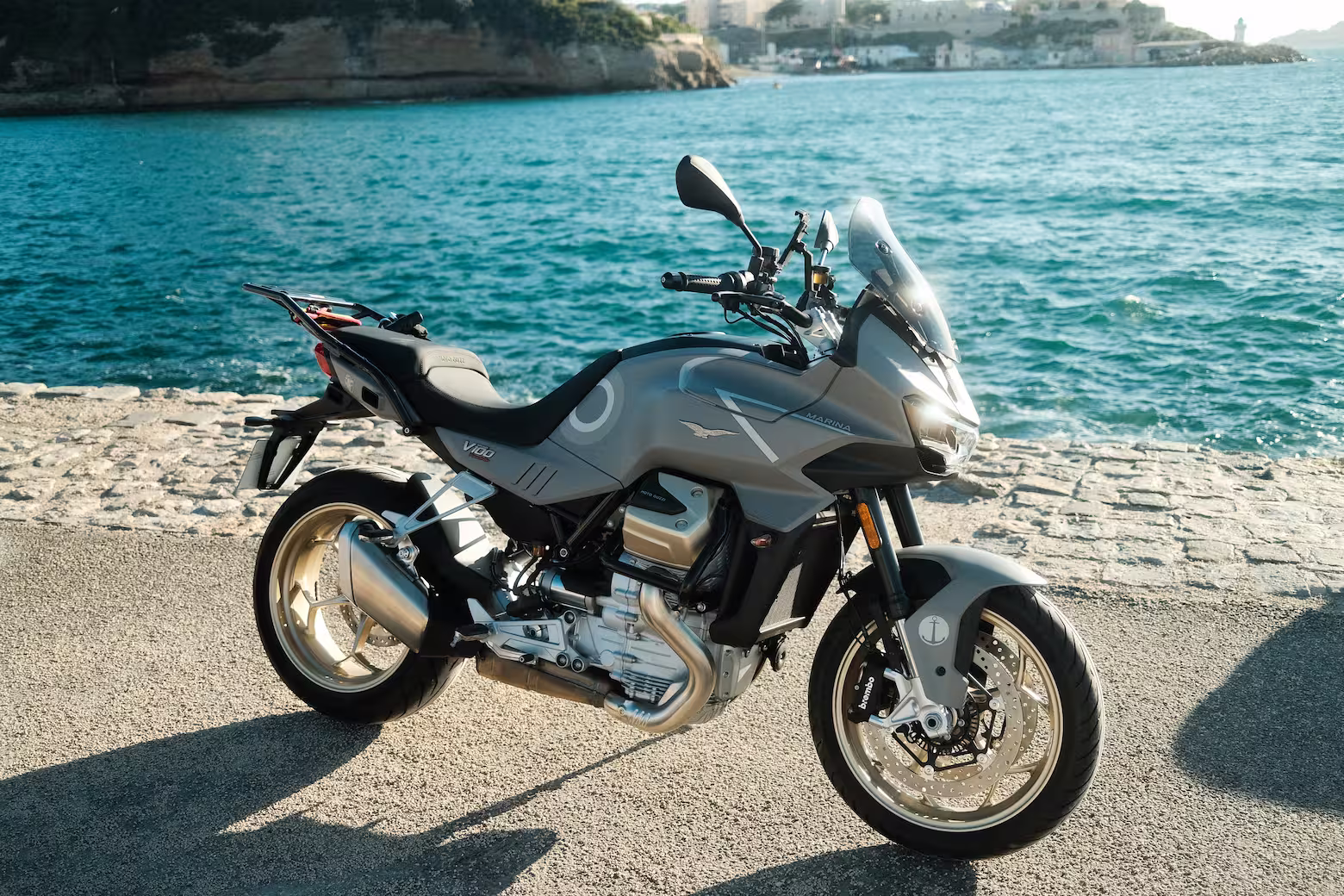 Nos motos disponibles à la location à Marseille, laquelle choisir ?