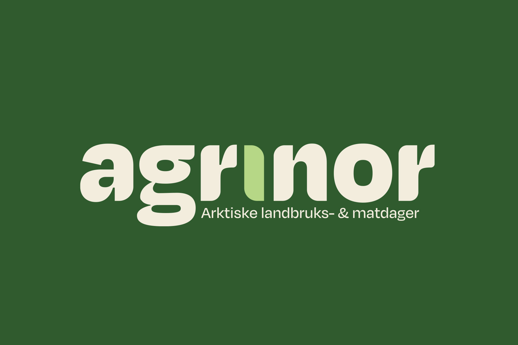 Logo med ordet 'agrinor' i stor, hvit og grønn tekst på grønn bakgrunn, med teksten 'Arktiske landbruks- & matdager' under.