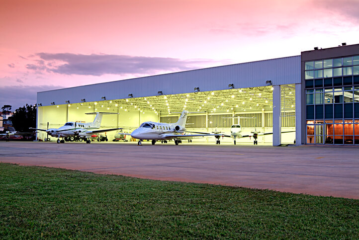 https://essexaviation.com/wp-content/uploads/2020/03/Essex-Aviation_Jet-Hangar.jpg