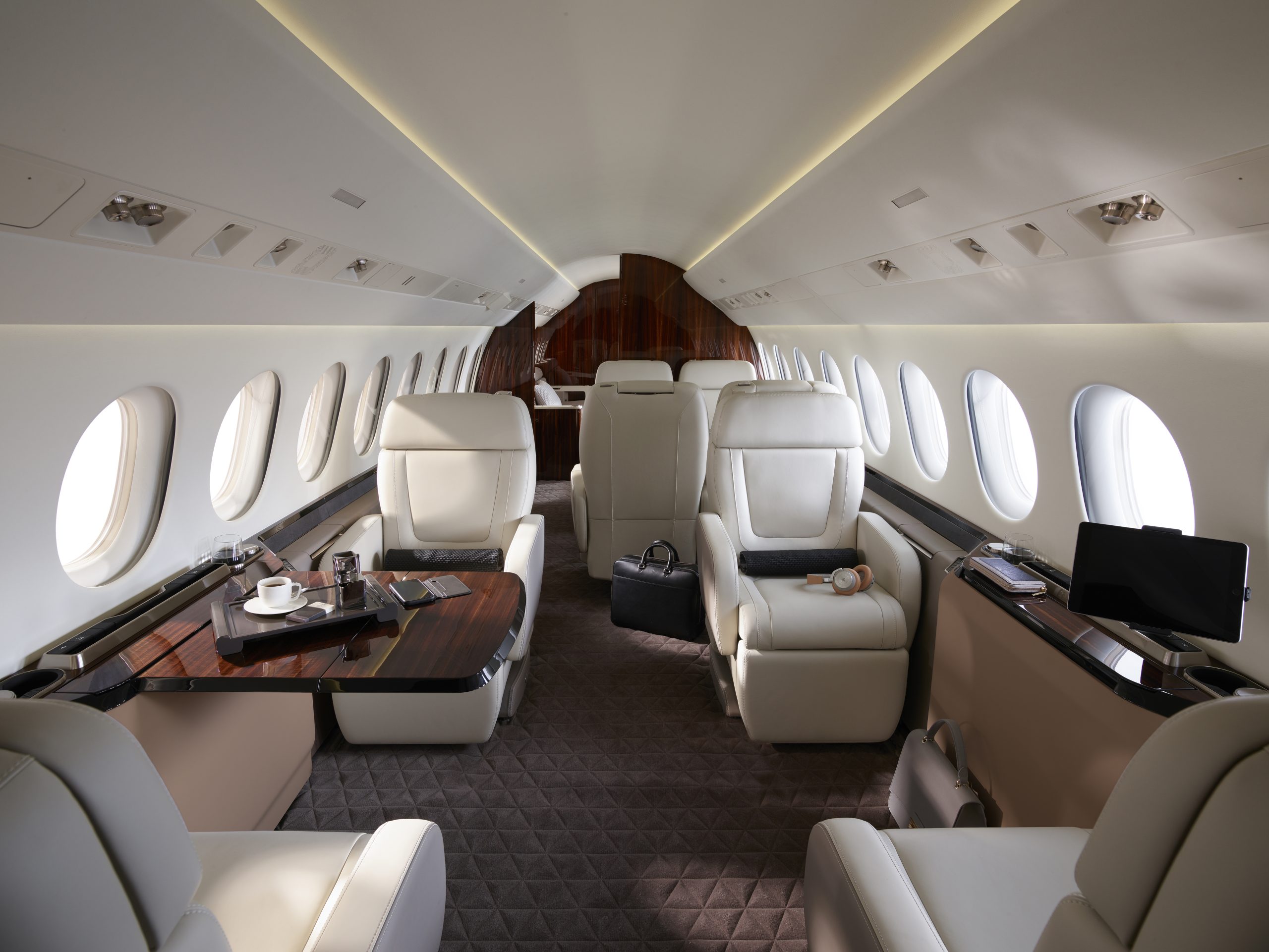 Dassault Aviation Reveals Enhanced Cabin Experience for Falcon 8X ...