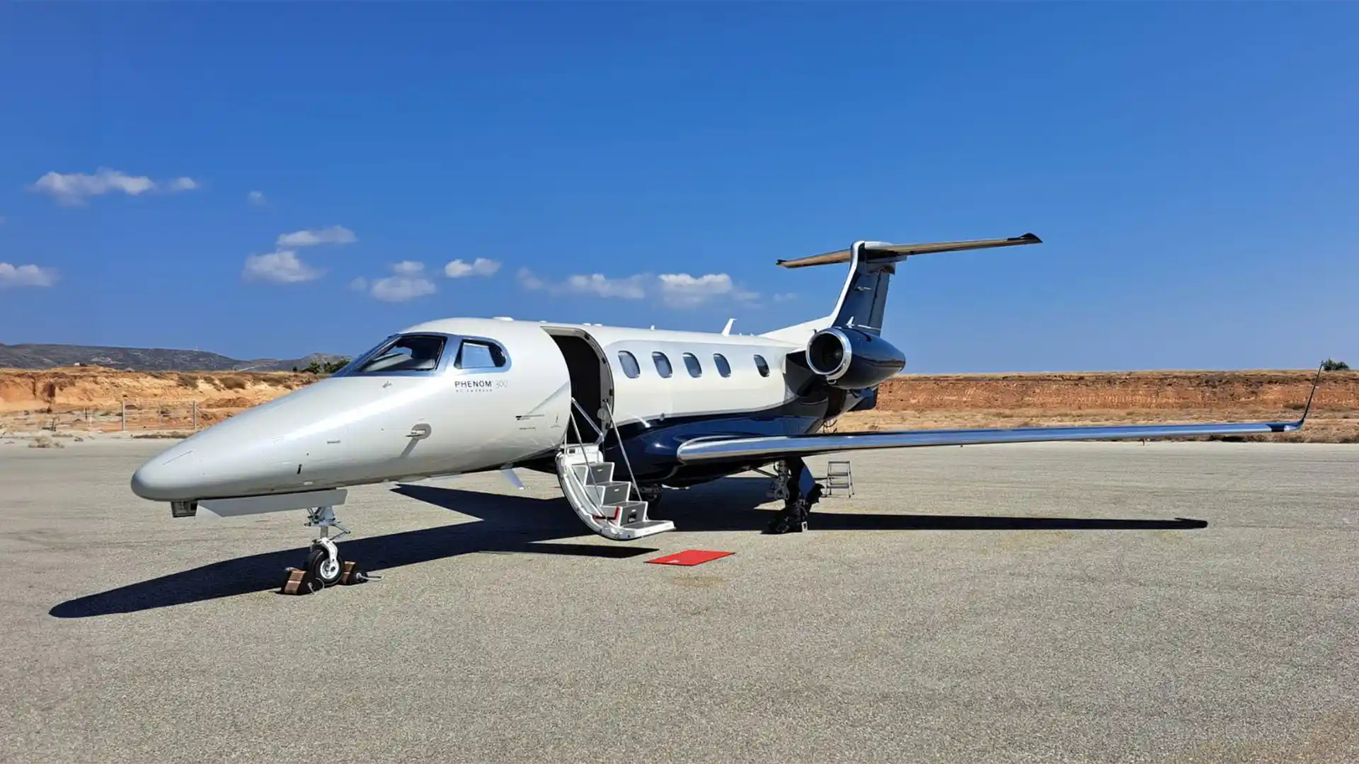 The Best Phenom 300 Jet: Performance, Comfort, and Value Explained