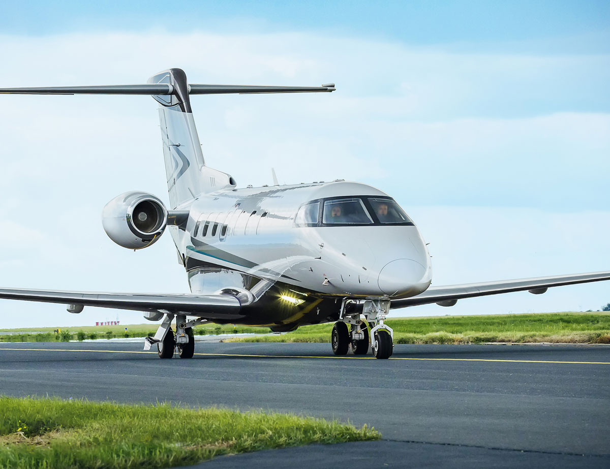 One Way Flights | Book Your Private Charter Flight | flyADVANCED