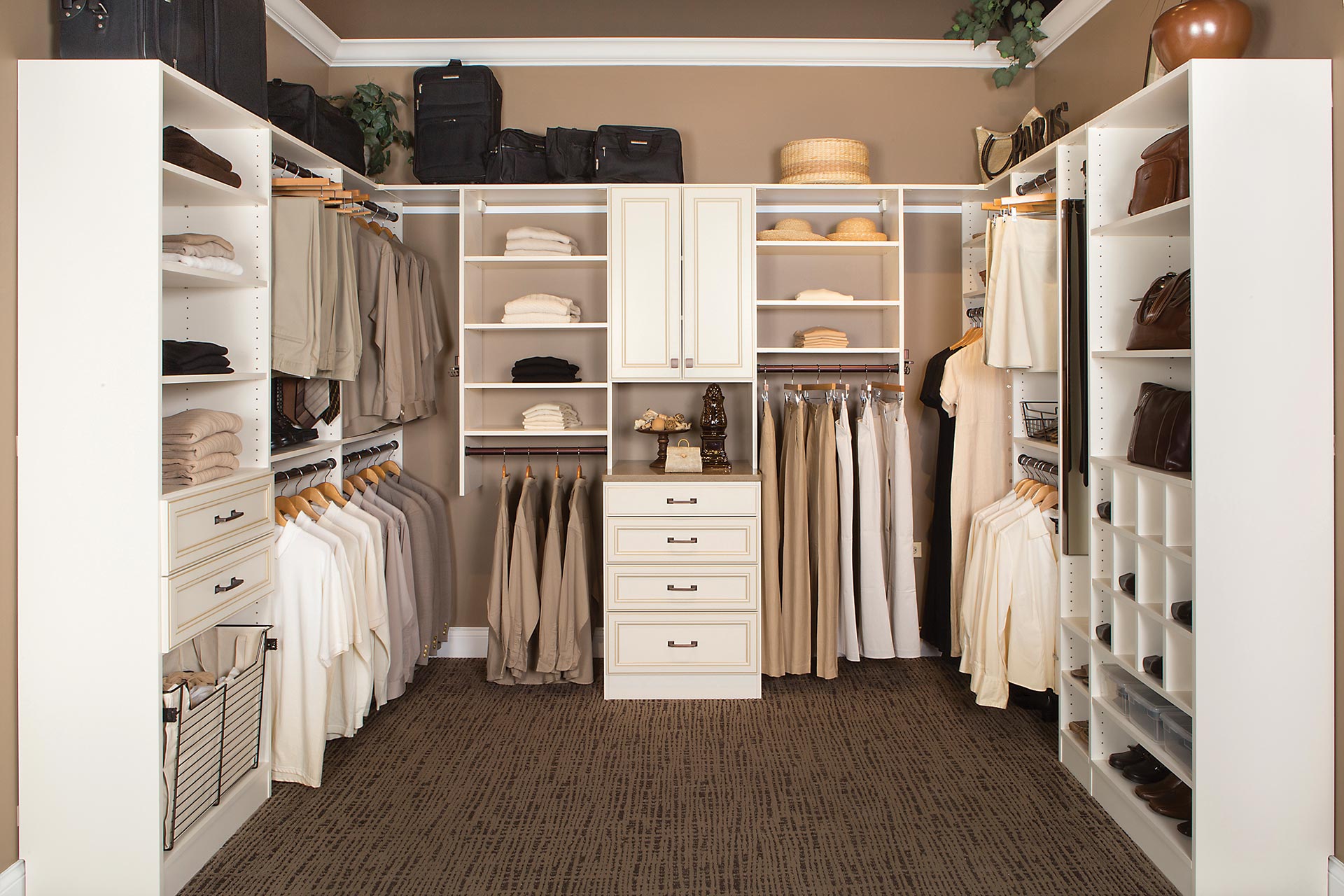 Custom closet by Wow Your Closet