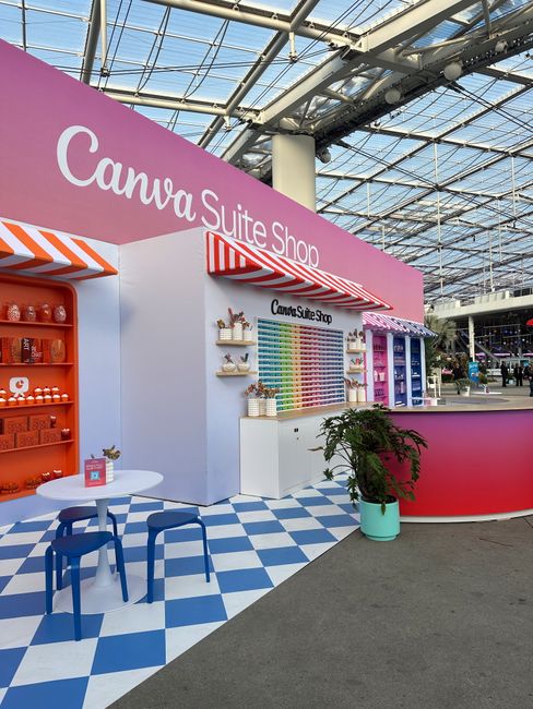 Bright and colorful indoor exhibit at the Canva Suite Shop with vibrant decorations.. Photo by Sarah O'Shea on Pexels