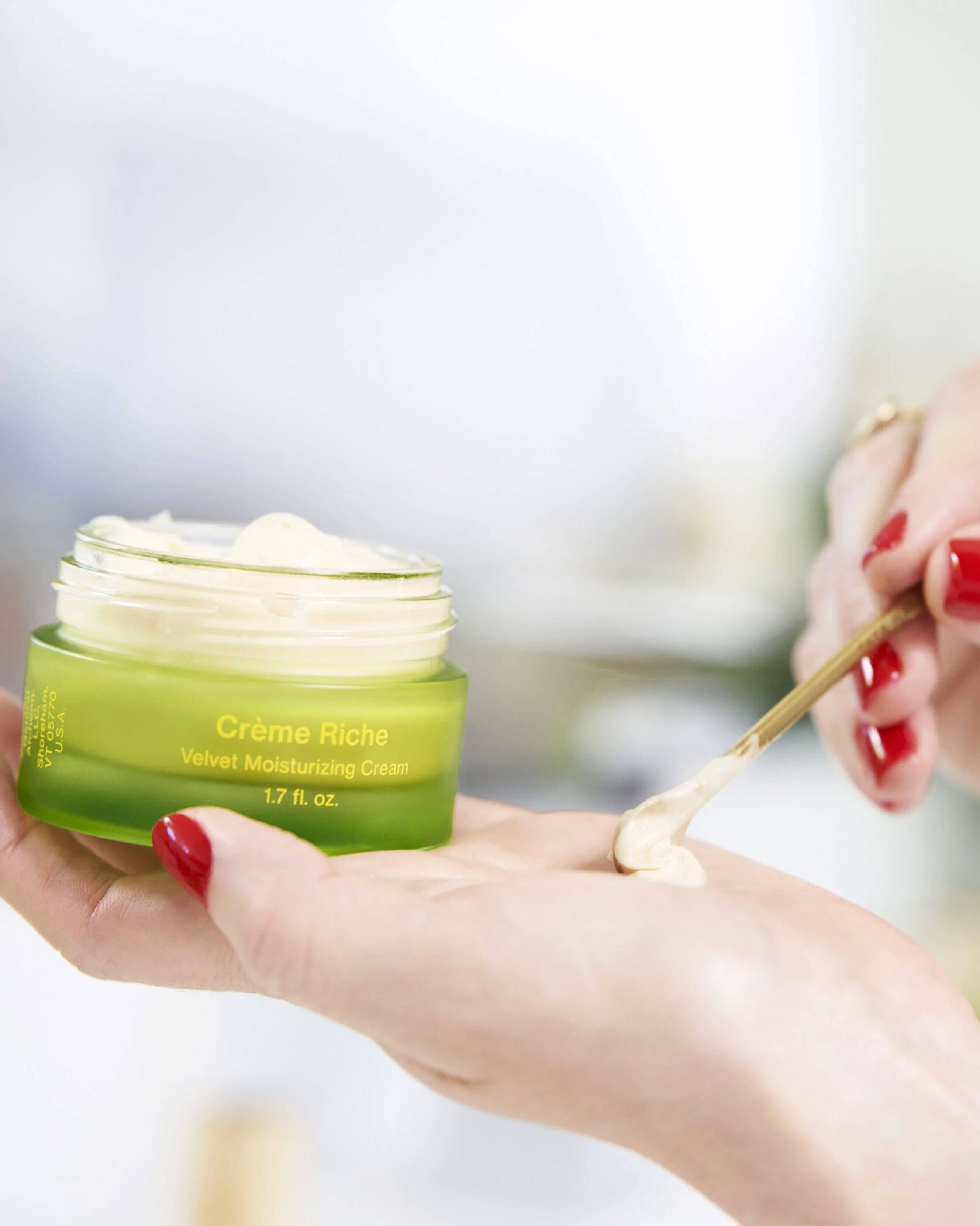 Crème Riche & Retinoic Nutrient Face Oil 2