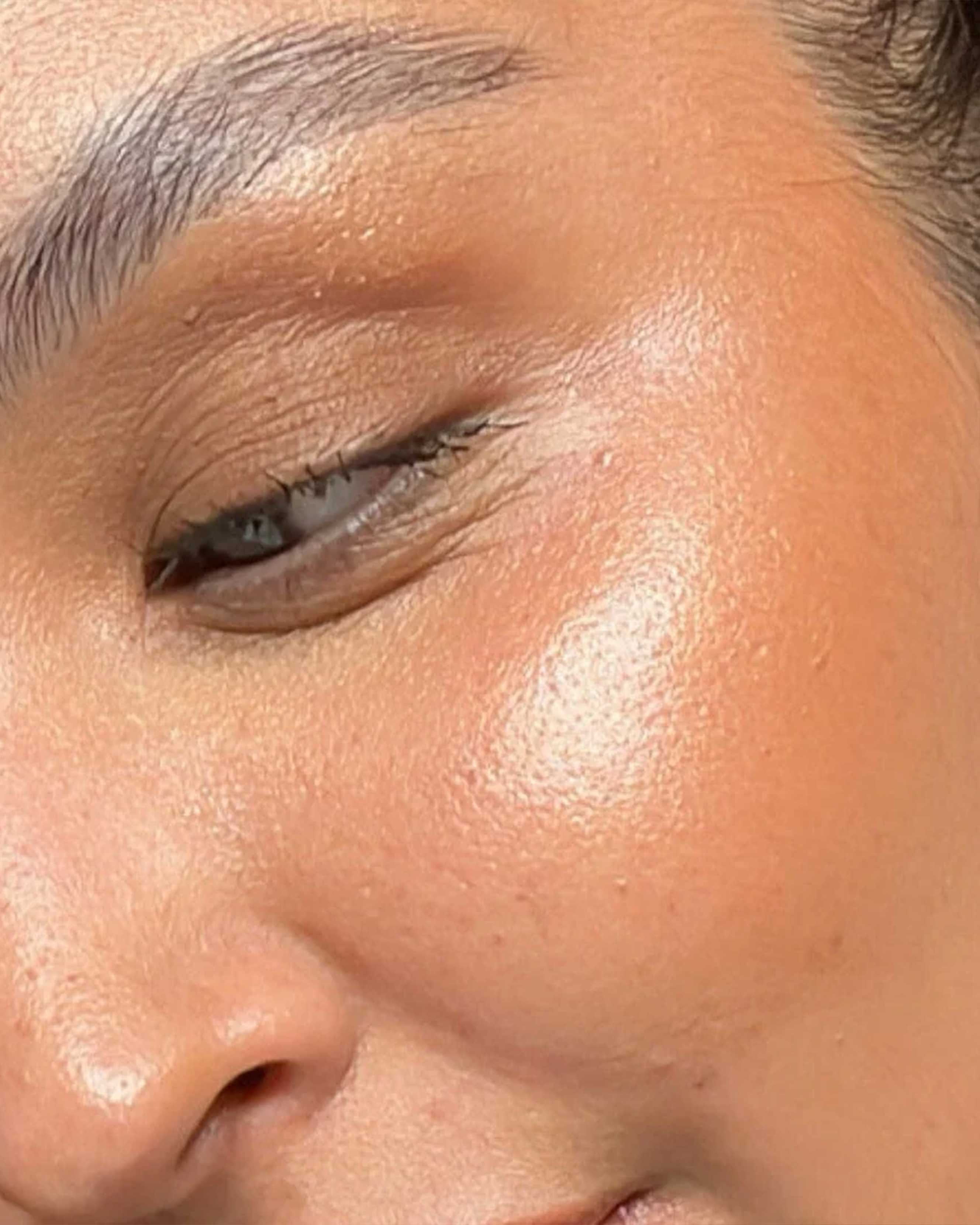Hyaluronic Highlight Balm Last Call 6