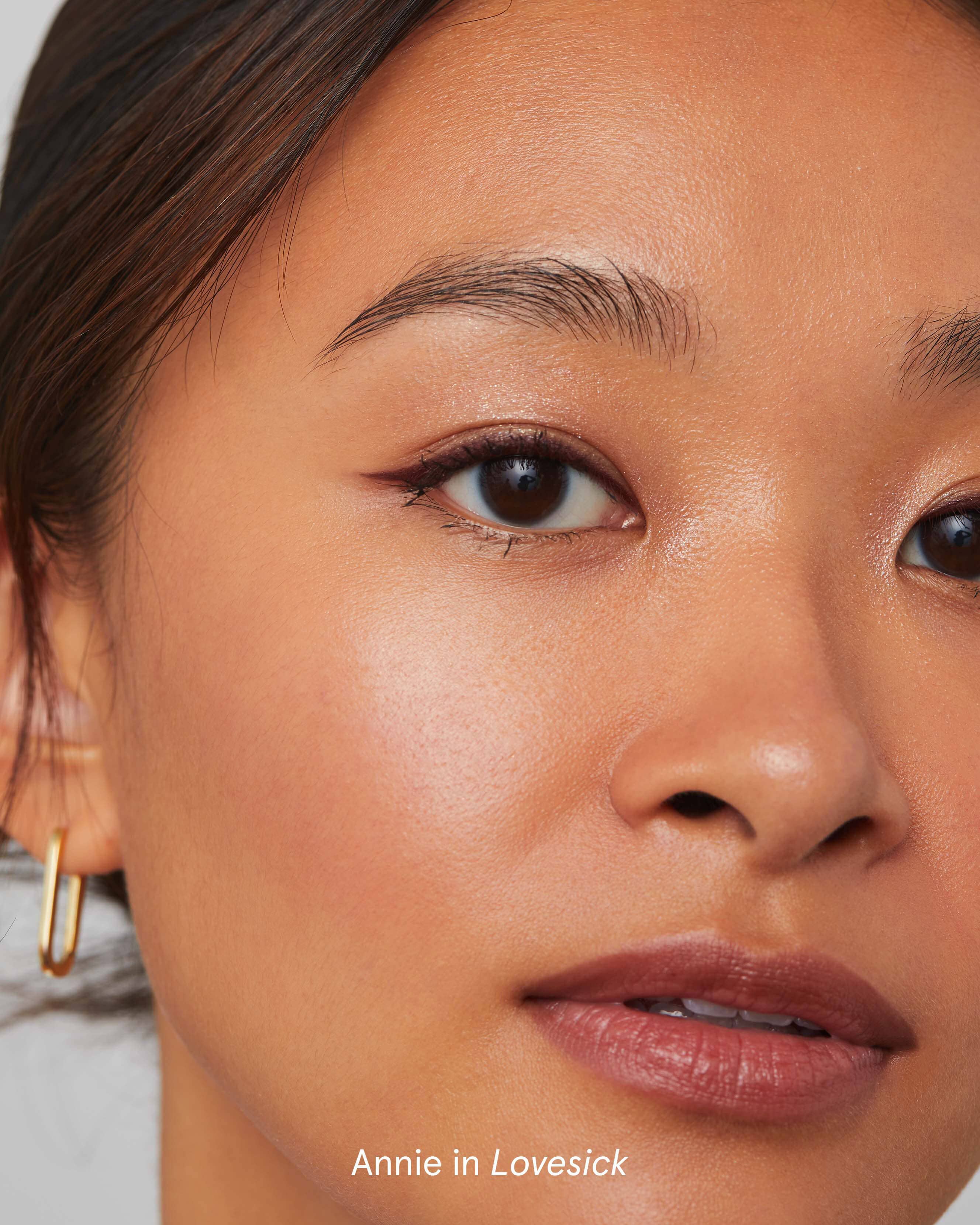 Waterproof Precision Eyeliner 2