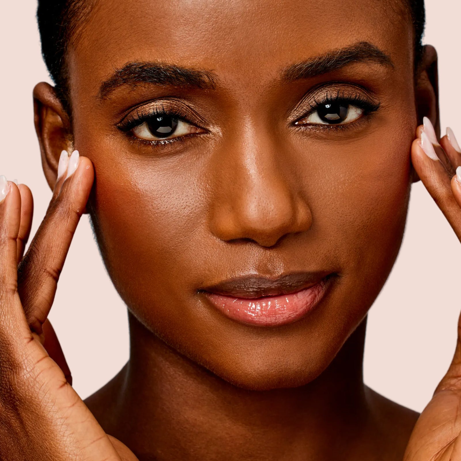 Head-to-Toe Radiance gift Set 3