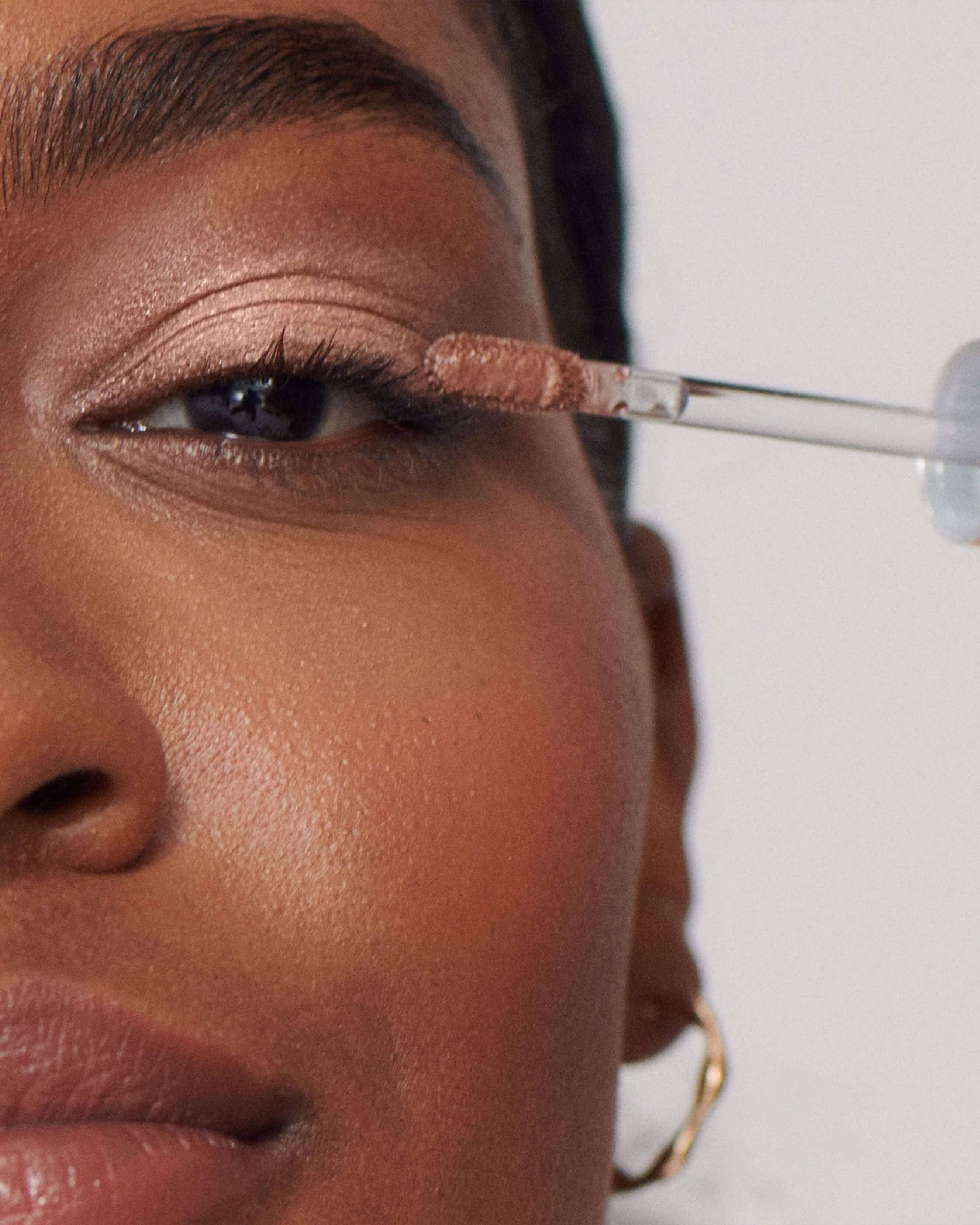 Liquid Powder Eye Tint 3
