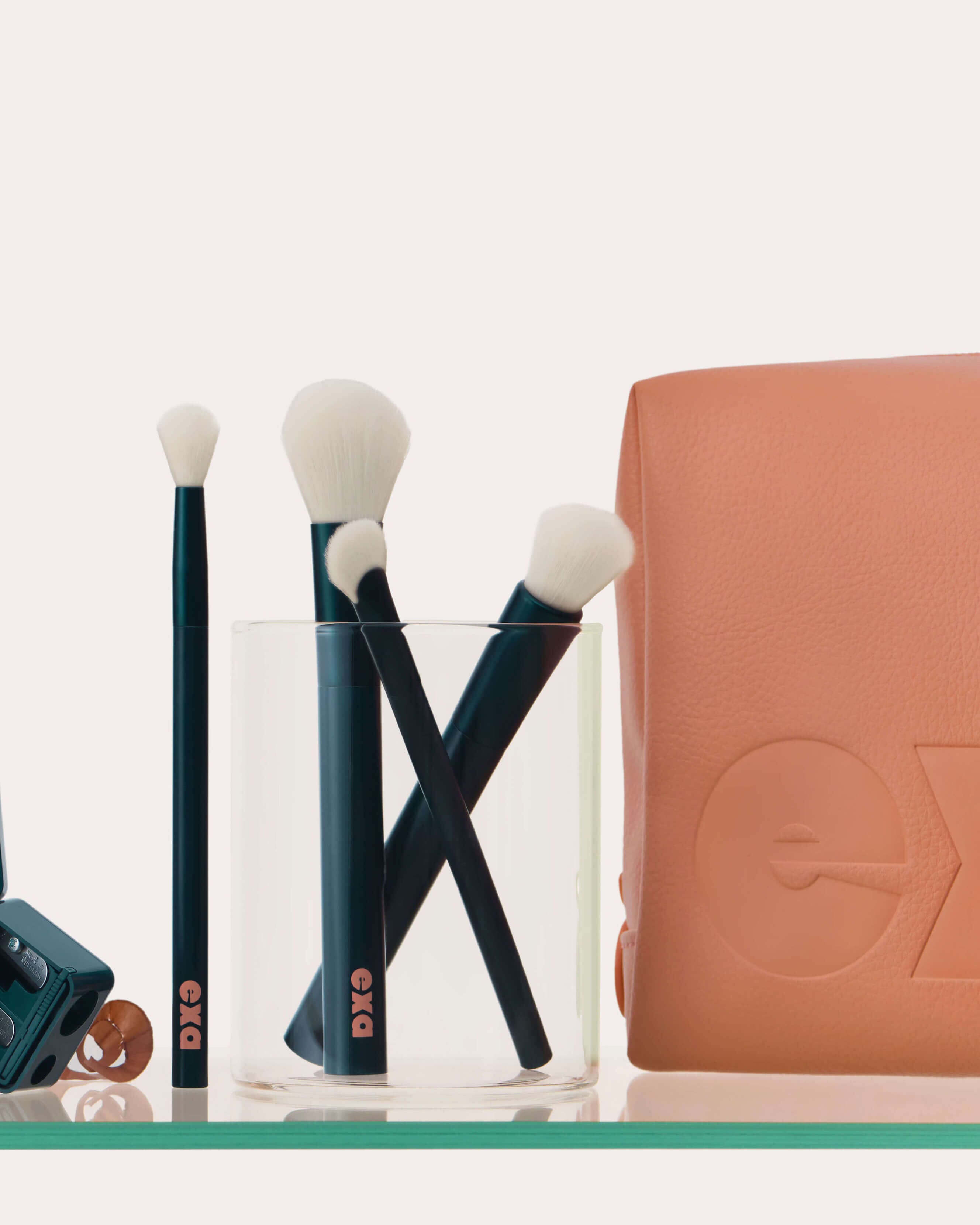 All Out Perfecting Brush 3