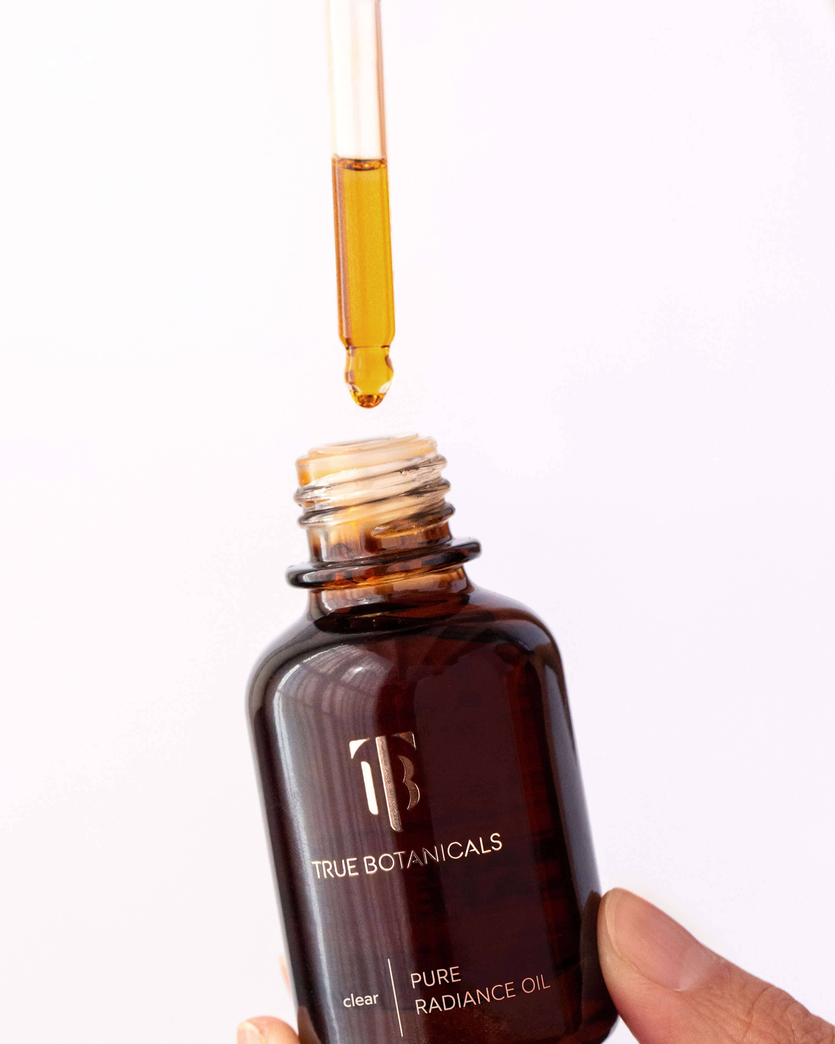 Pure Radiance Oil 1
