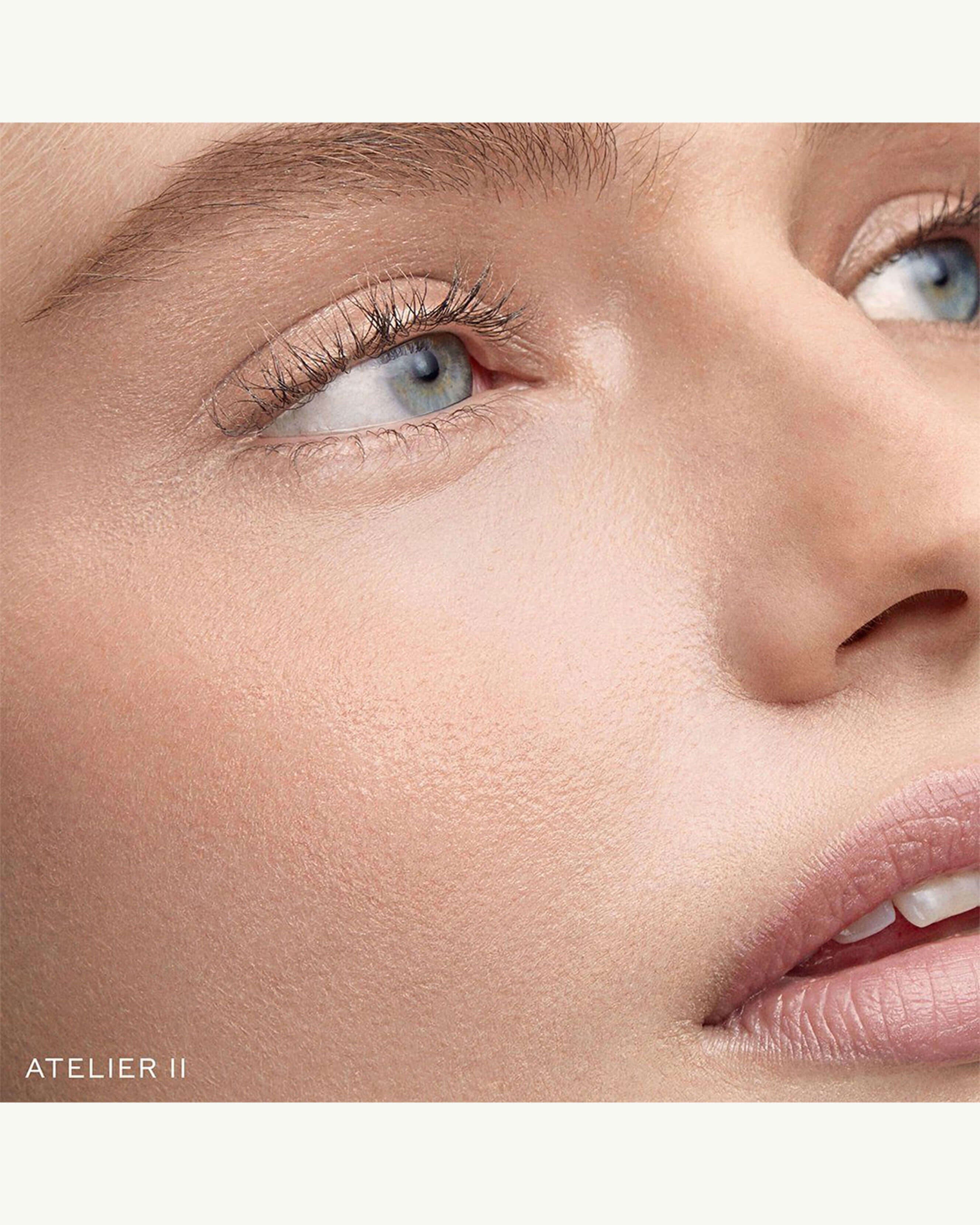 Vital Skin Foundation Stick - Atelier II 5