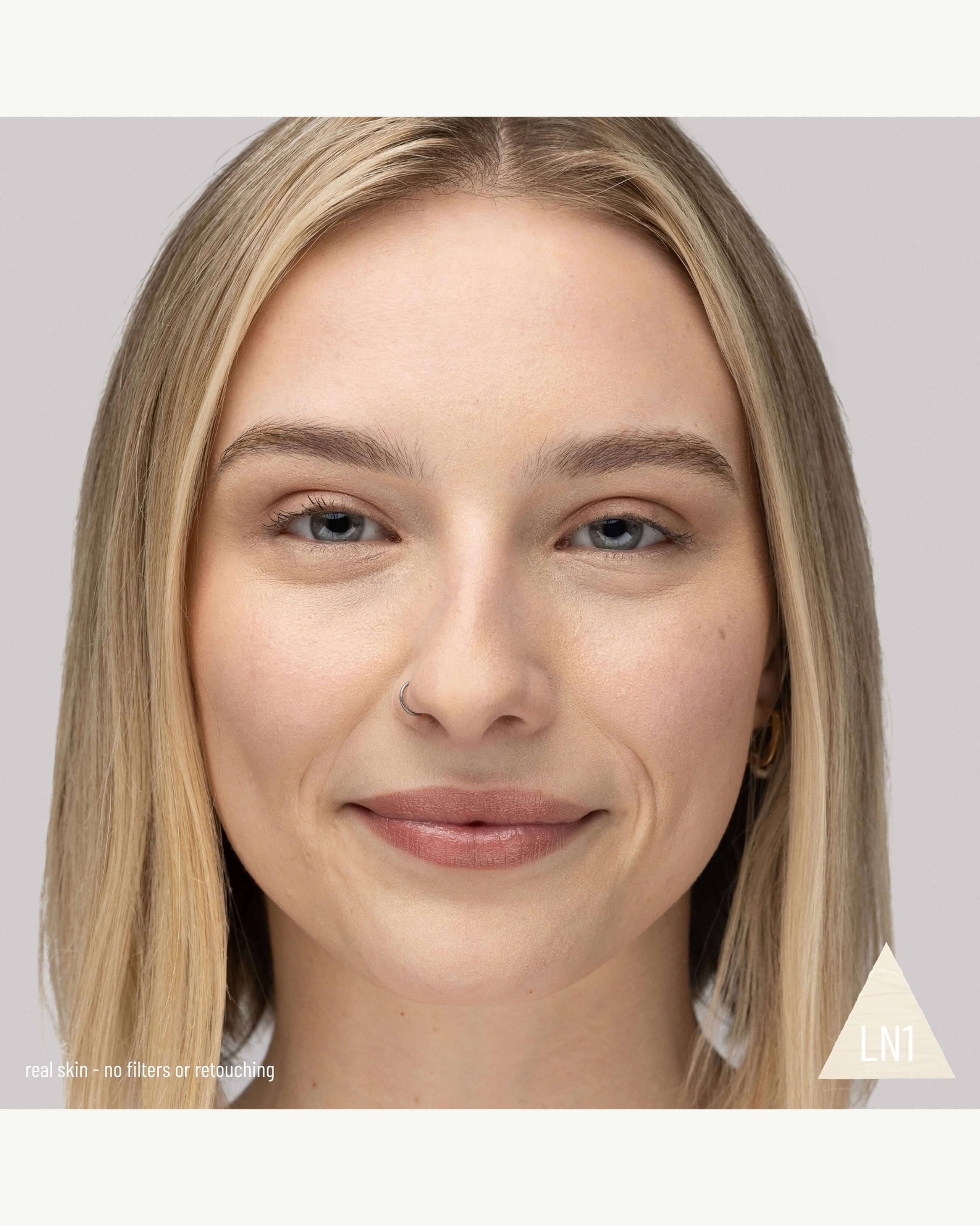Bright Start Creamy Buildable Airbrush Concealer 2