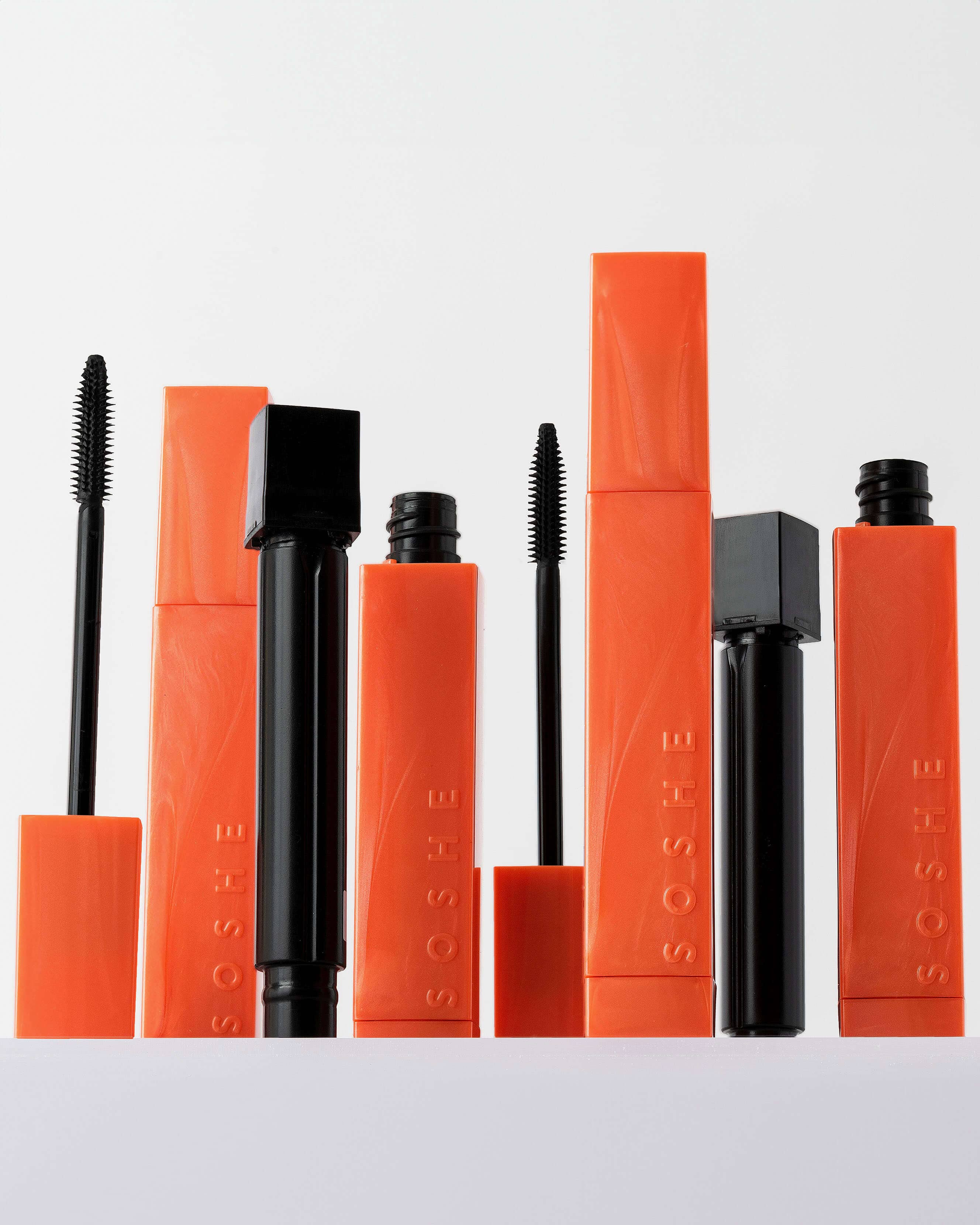 Peptide Lengthening Mascara 1