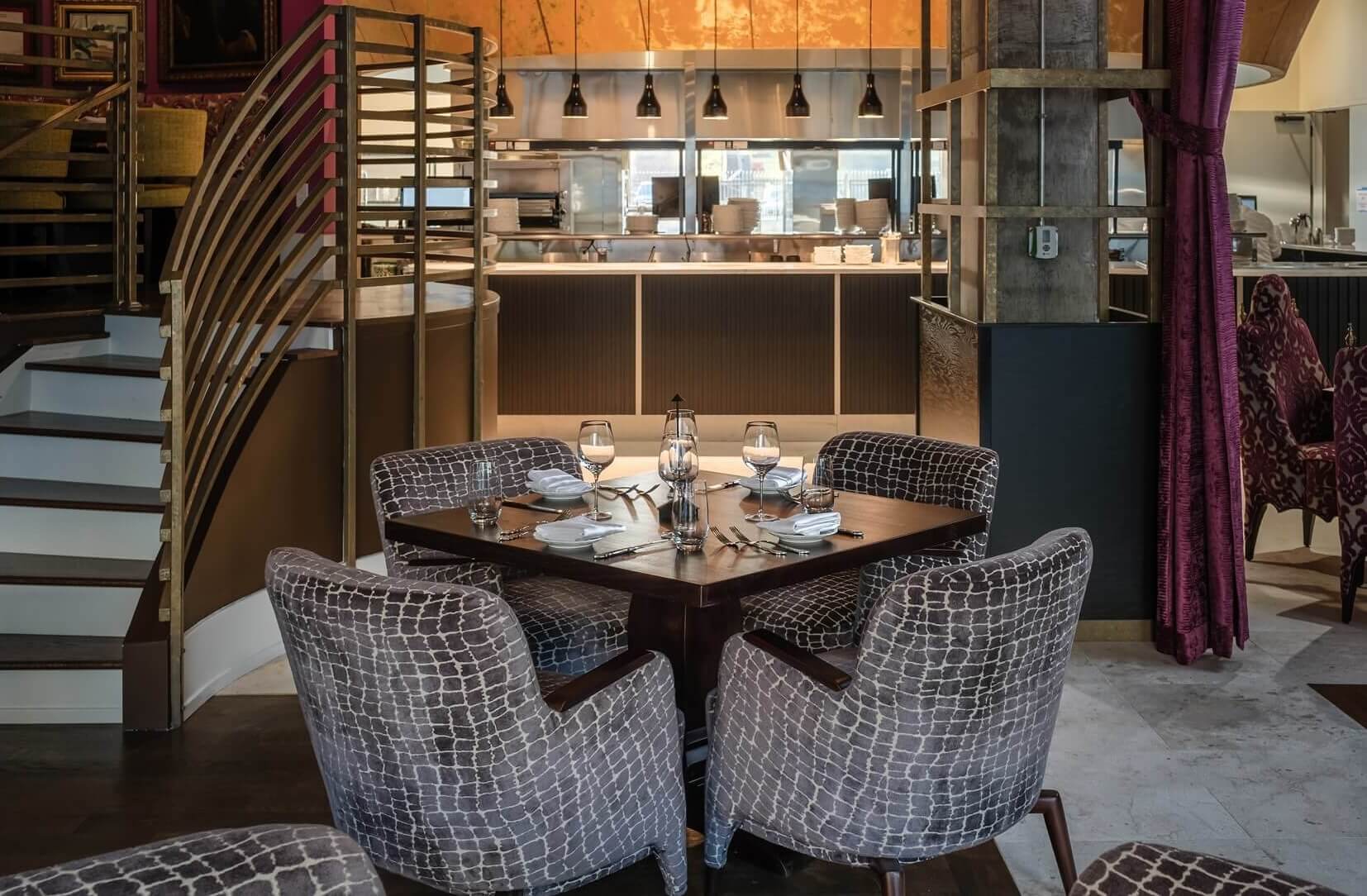 Bourré Bonne Dining3