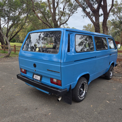 Its Still a Kombi Damit team photo