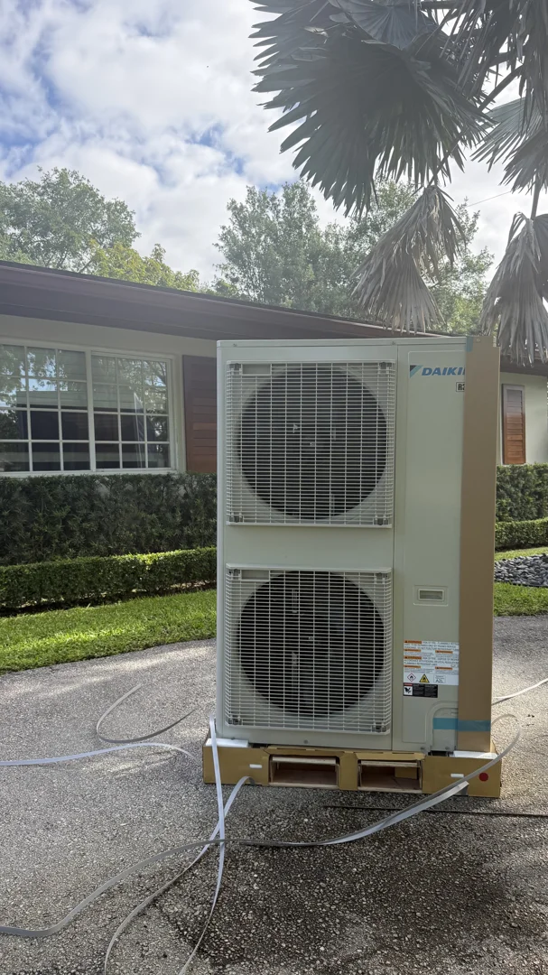 diagram of the refrigeration loop showing indoor and outdoor components - how the refrigeration cycle cools your home diagram of the refrigeration loop showing indoor and outdoor components - how the refrigeration cycle cools your home