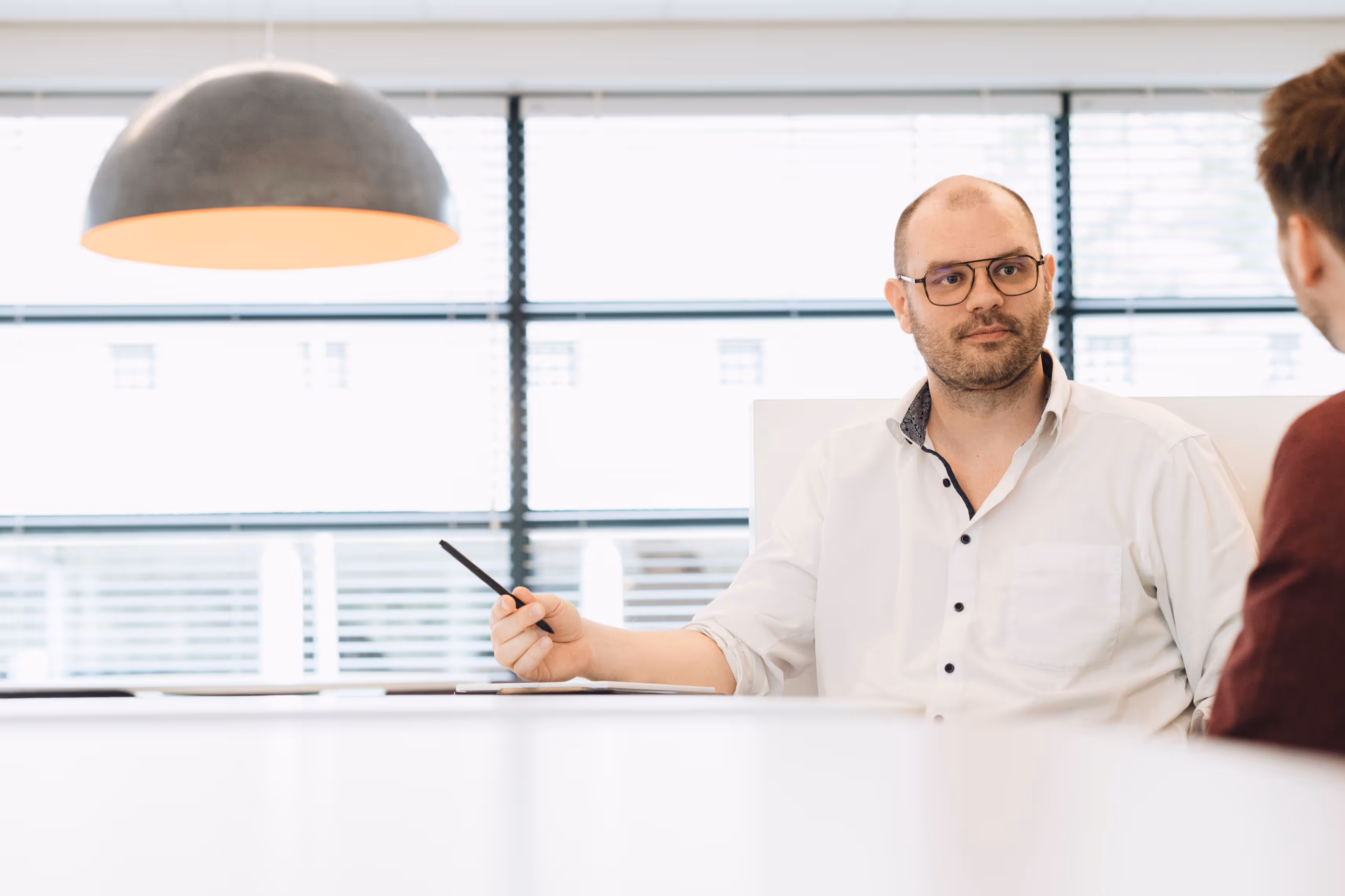 Teamleider Application Services Digital Construction deelt visie met functioneel applicatiebeheerder voor het Digital Construction Team