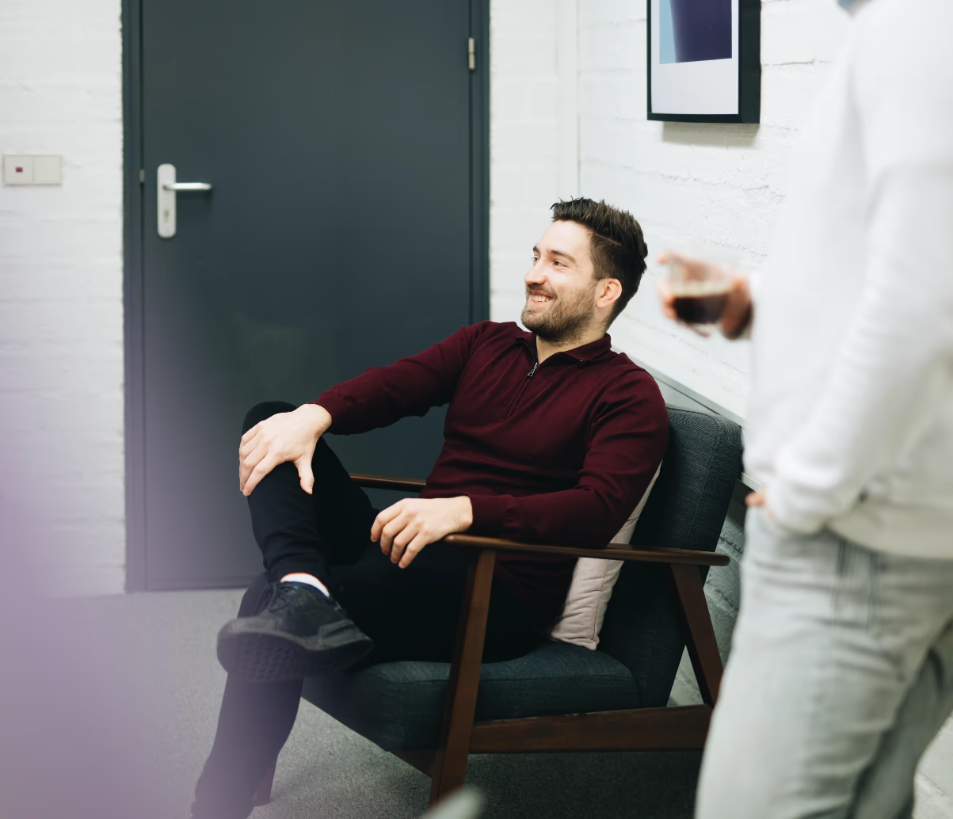 Lachende werknemer van Goodzo