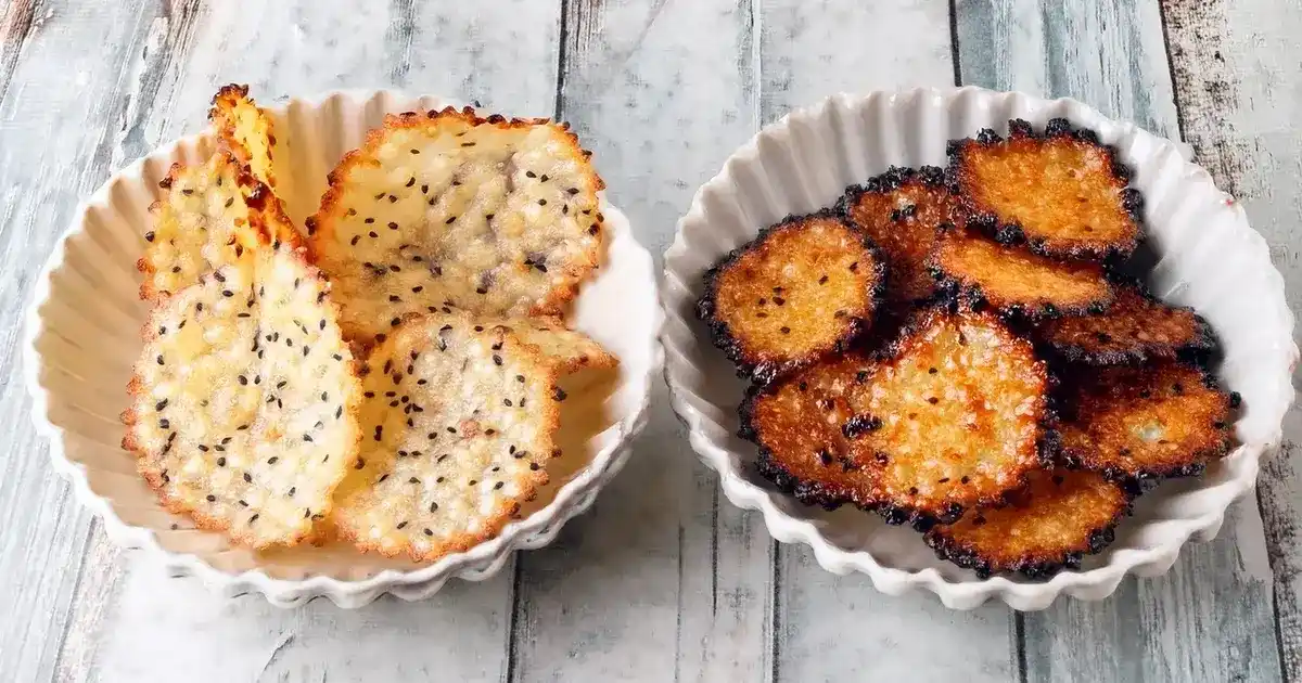 Knusprige Hüttenkäse Chips
